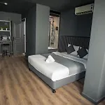 Arkem Hotel 2*