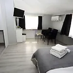 Arkem Hotel 2*