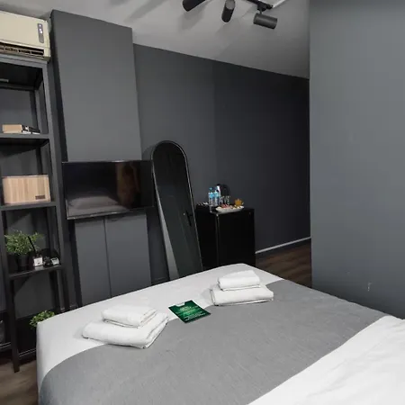 Arkem Deluxe Hotel 2*