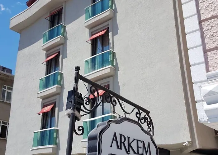 Hotel Arkem Deluxe 2*