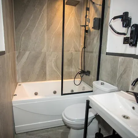 Arkem Deluxe Ξενοδοχείο 2*