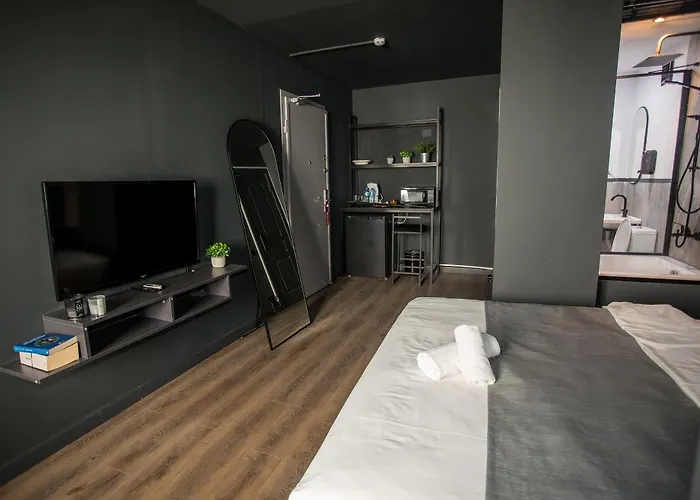 Отель Arkem Deluxe 2*